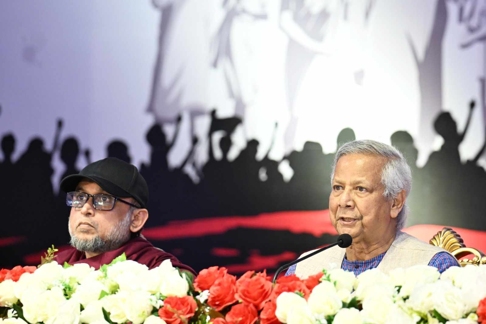 বইমেলায় ‘সেরা লেখক’ স্বীকৃতির আয়োজনের প্রস্তাব প্রধান উপদেষ্টার