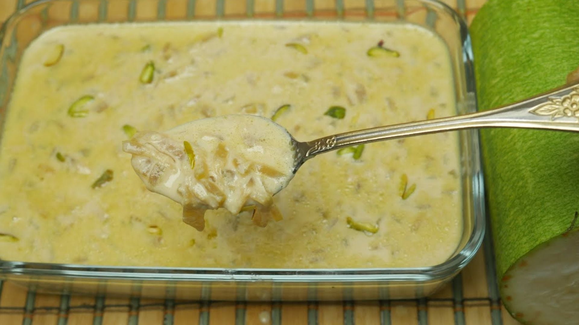 গ্রামবাংলার ঐতিহ্যবাহী দুধ লাউ বানাবেন যেভাবে