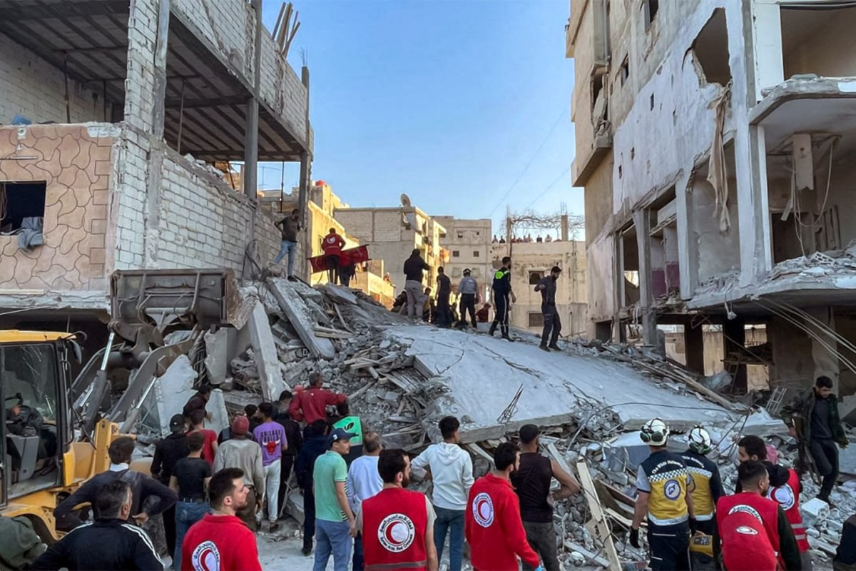 সিরিয়ায় ফেলে রাখা বোমা বিস্ফোরণে নিহত ১৬