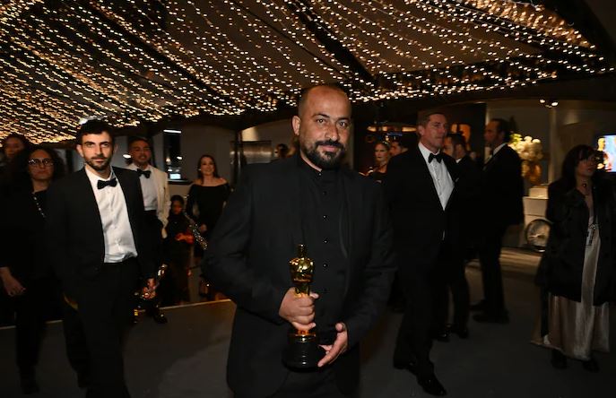 ইহুদি বসতকারীদের হাতে হেনস্তার পর নিখোঁজ অস্কারজয়ী ফিলিস্তিনি পরিচালক