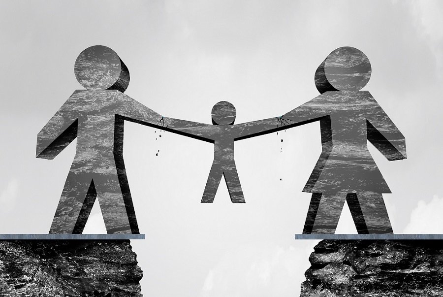 ডিভোর্সের পর সন্তানের কো-প্যারেন্টিং কীভাবে করবেন