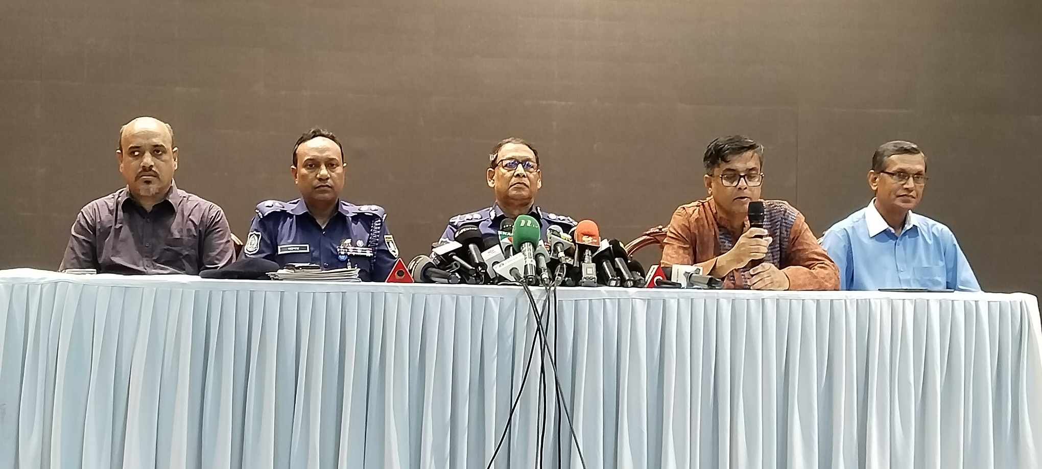 কেউ মামলা করতে এলে সত্য-মিথ্যা যাচাইয়ের সুযোগ পুলিশের নেই: আইজিপি