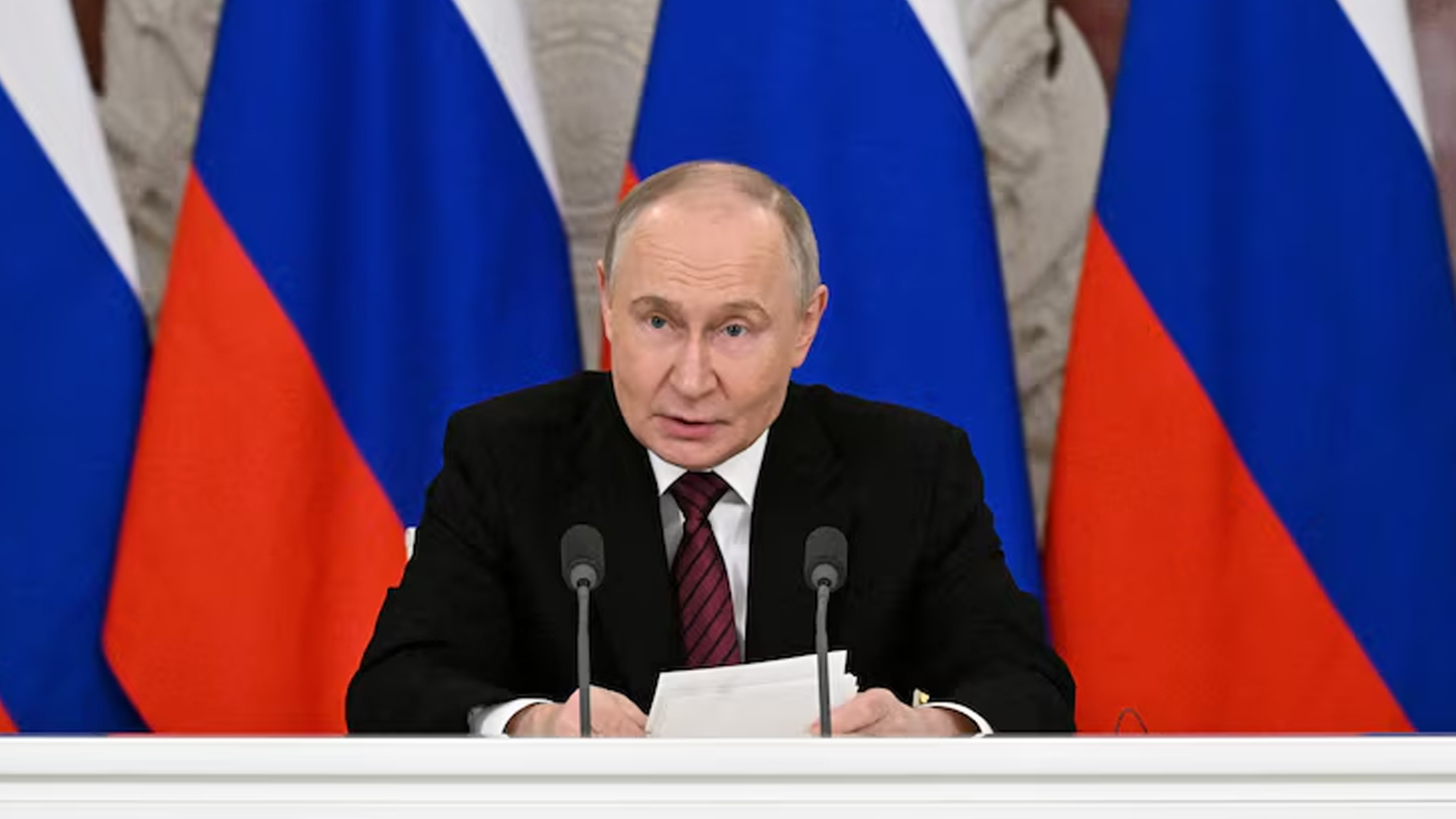 ৩ বছর যুদ্ধের পর ইউক্রেনের সঙ্গে সরাসরি আলোচনার প্রস্তাব পুতিনের