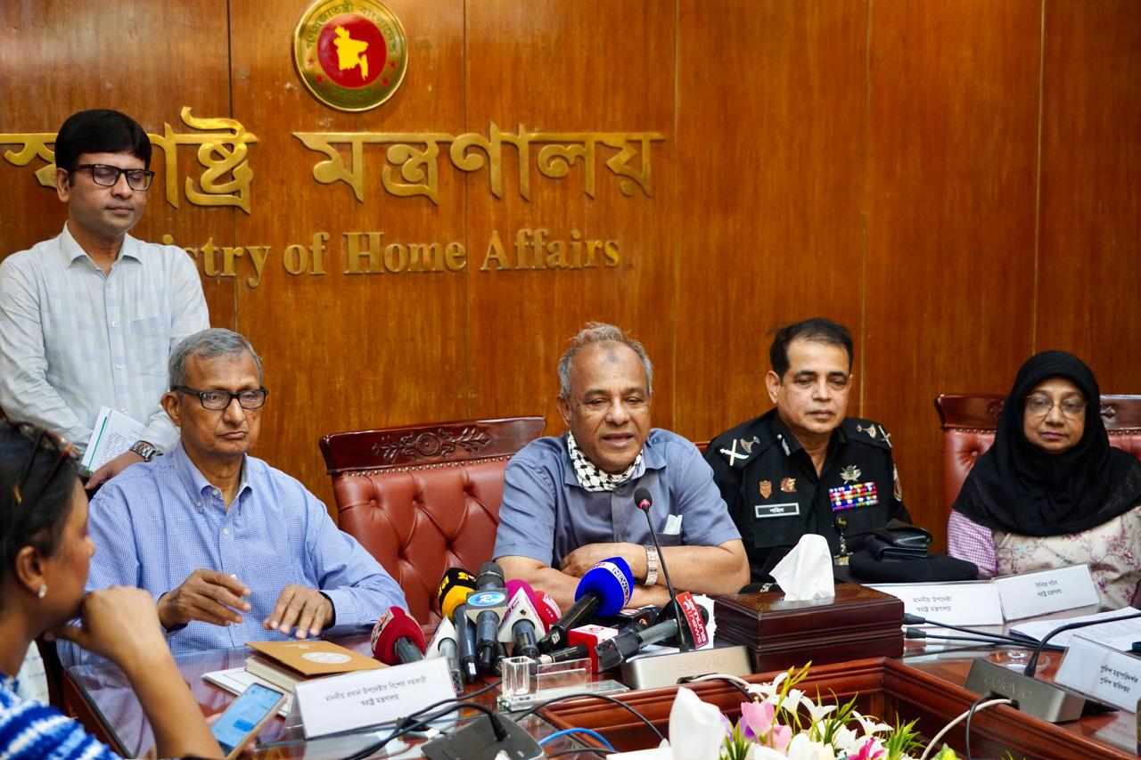 নুসরাত ফারিয়াকে গ্রেপ্তার নিয়ে যা বললেন স্বরাষ্ট্র উপদেষ্টা