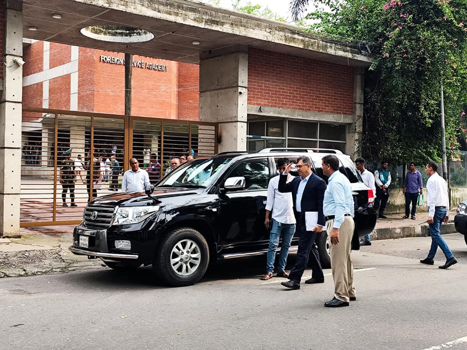 ঐকমত্য কমিশনের বৈঠকে বিএনপি-জামায়াত-এনসিপিসহ অন্যান্য রাজনৈতিক দল