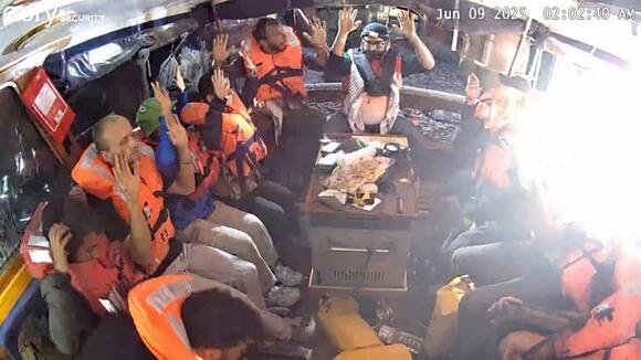 গ্রেটা থুনবার্গসহ&nbsp;গাজা অভিমুখী ত্রাণবাহী জাহাজ আটক ইসরায়েলের