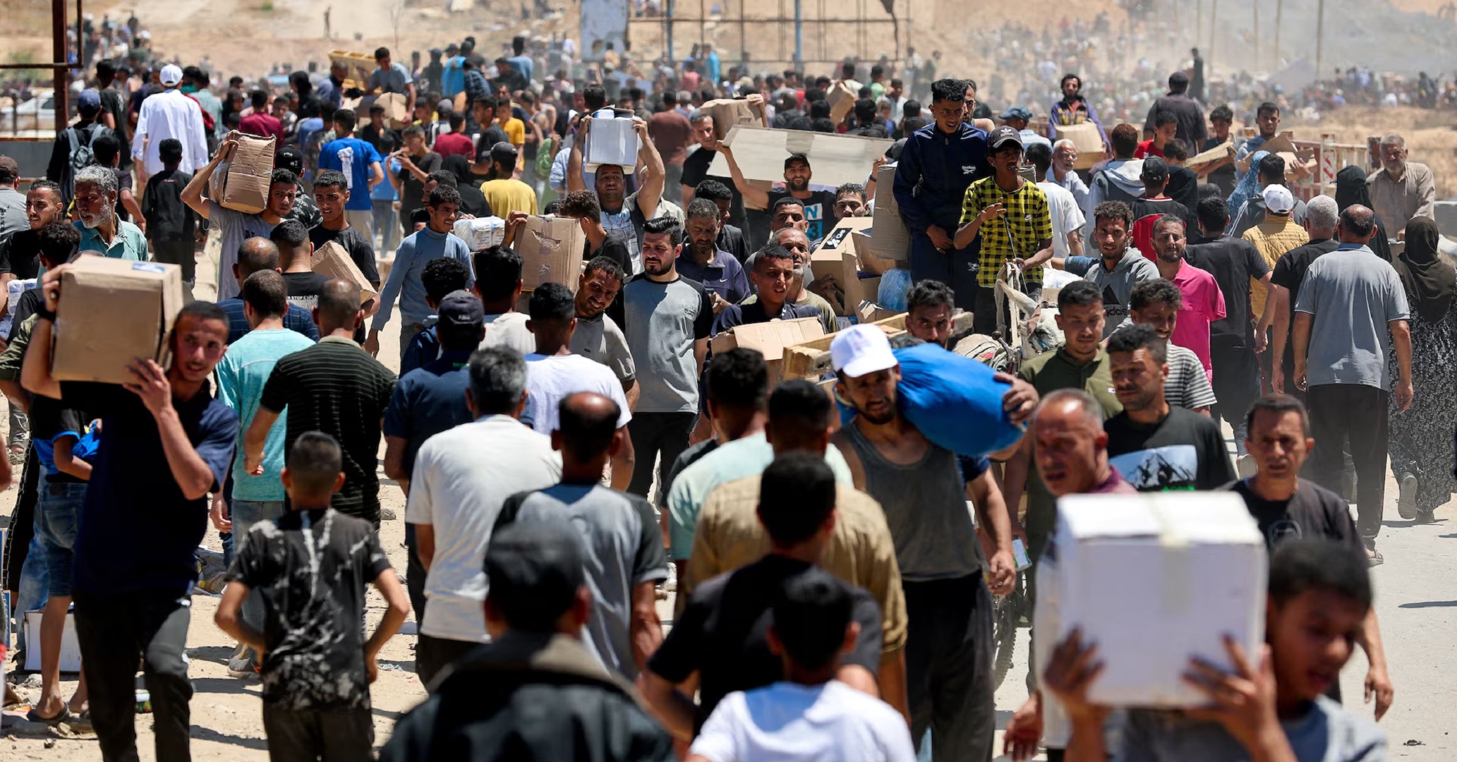 গাজার ত্রাণকেন্দ্রগুলোকে যেভাবে বধ্যভূমি বানাল ইসরায়েল