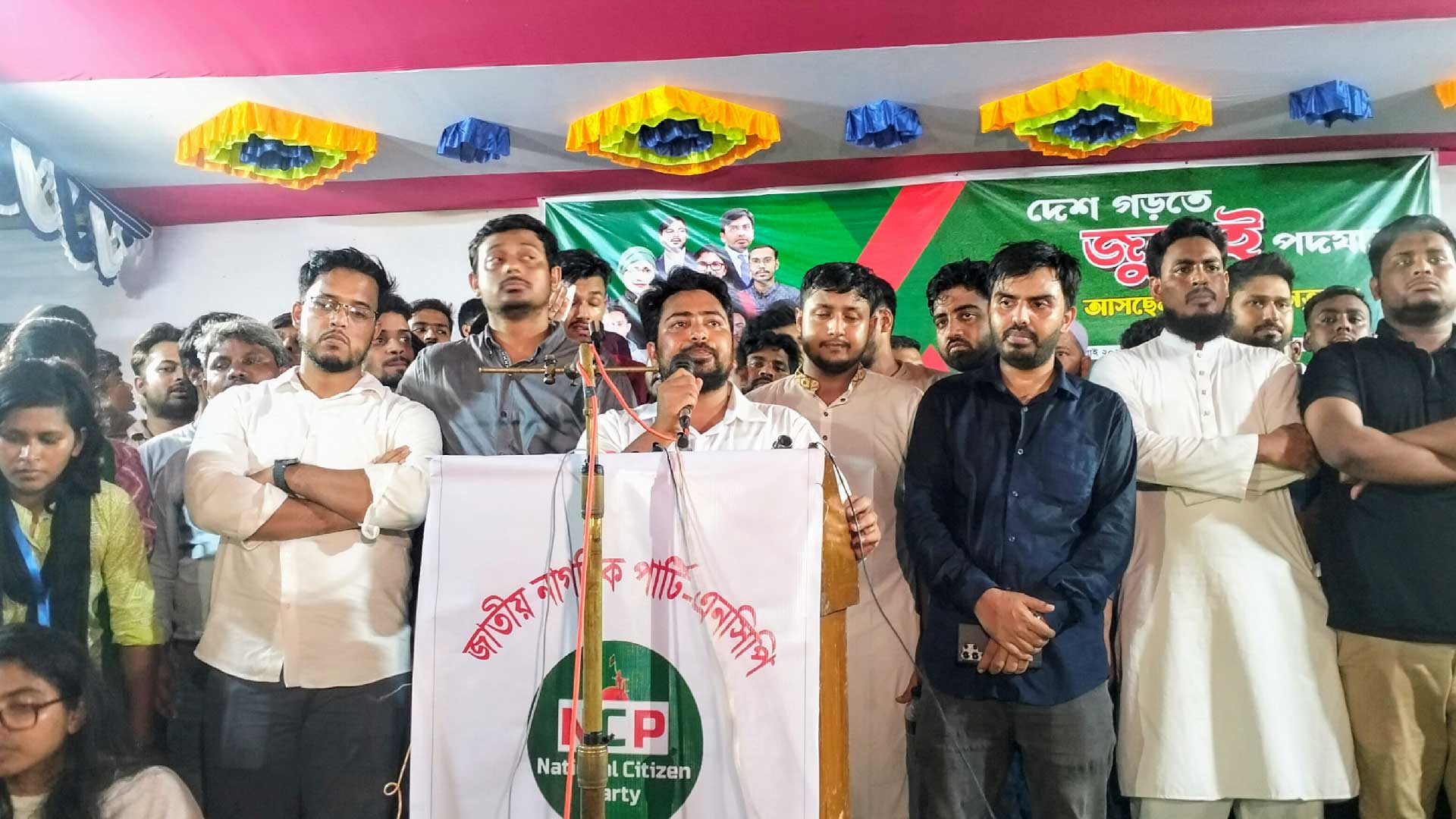 গোপালগঞ্জে হামলার পর আমরা দ্বিগুণ শক্তিশালী হয়েছি: নাহিদ ইসলাম