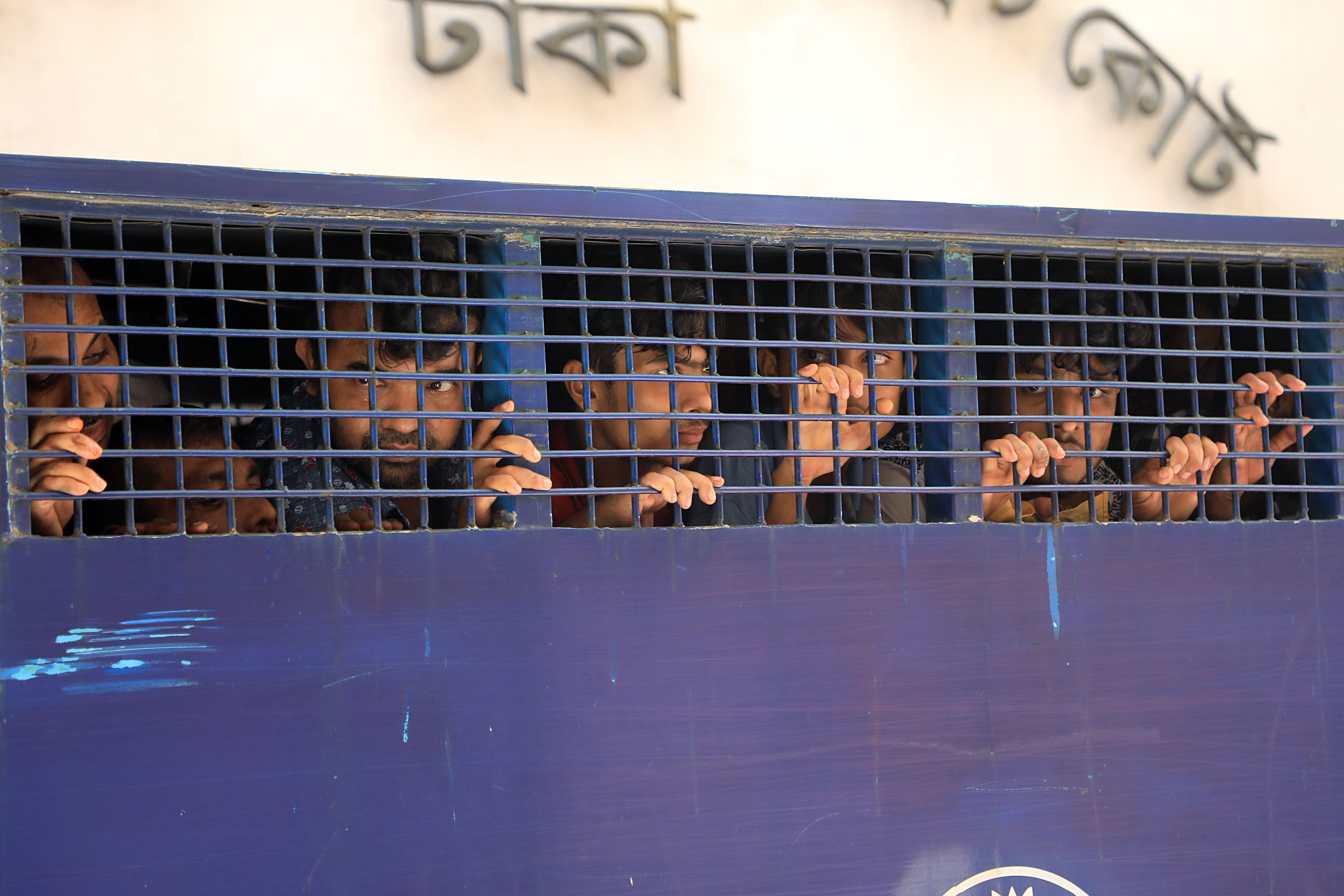 ২৪ জুলাই: রাষ্ট্রের বুলেট ‘ছুটি দিলো’ ছোট্ট রিয়া গোপকে, সাংবাদিকদের ‘হাসিনা বন্দনা’