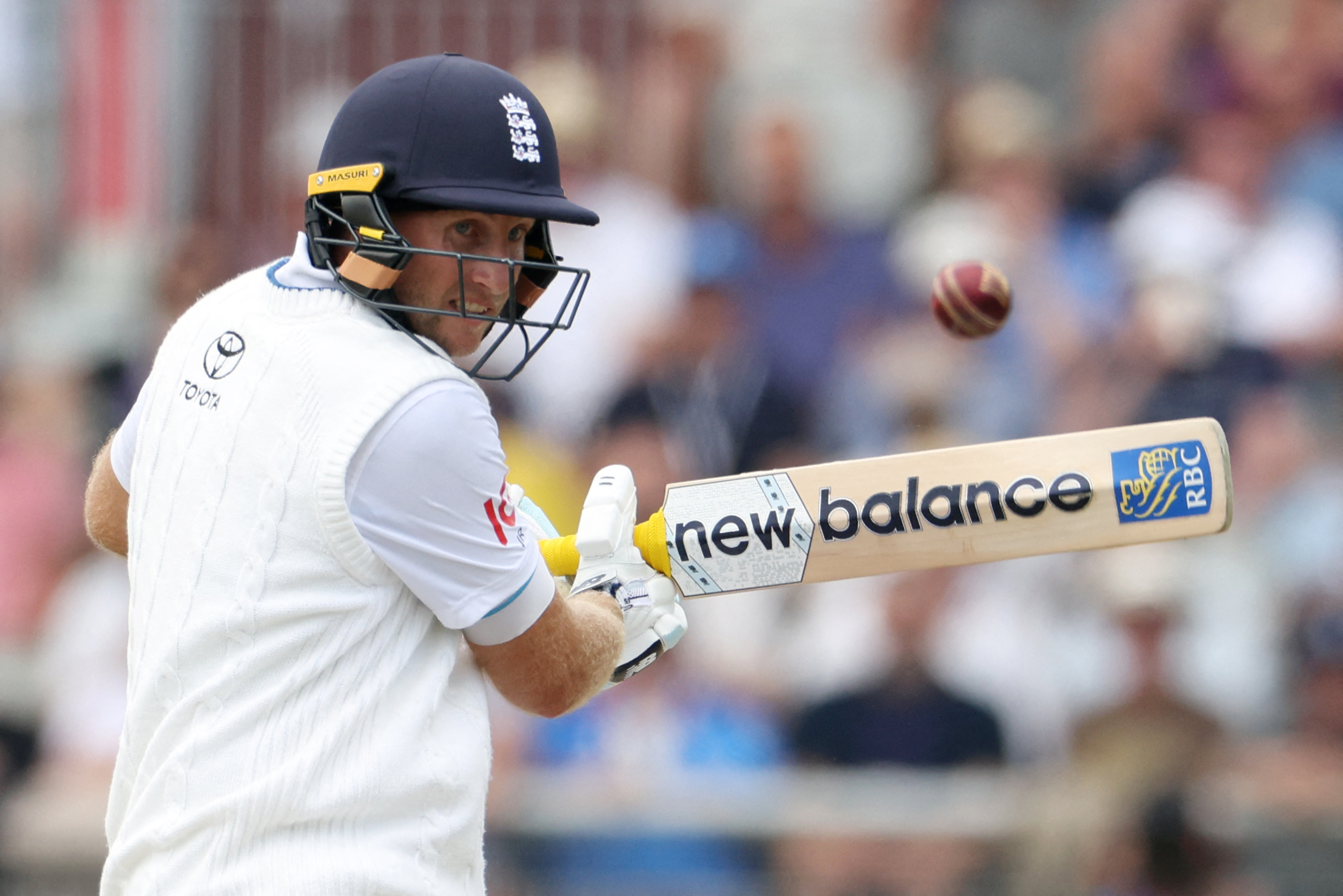 দ্রাবিড়-ক্যালিস-পন্টিংকে ছাড়িয়ে রুট, সামনে শুধু টেন্ডুলকার