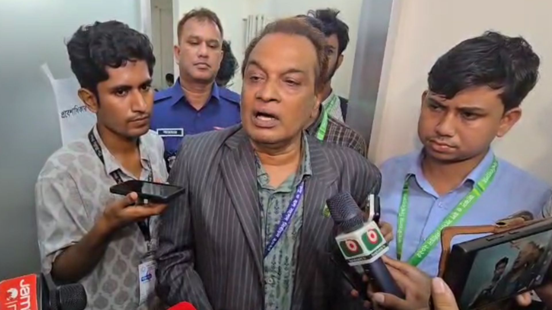 ভোট গণনায় পুরো রাত লেগে যেতে পারে: জাকসু প্রধান নির্বাচন কমিশনার