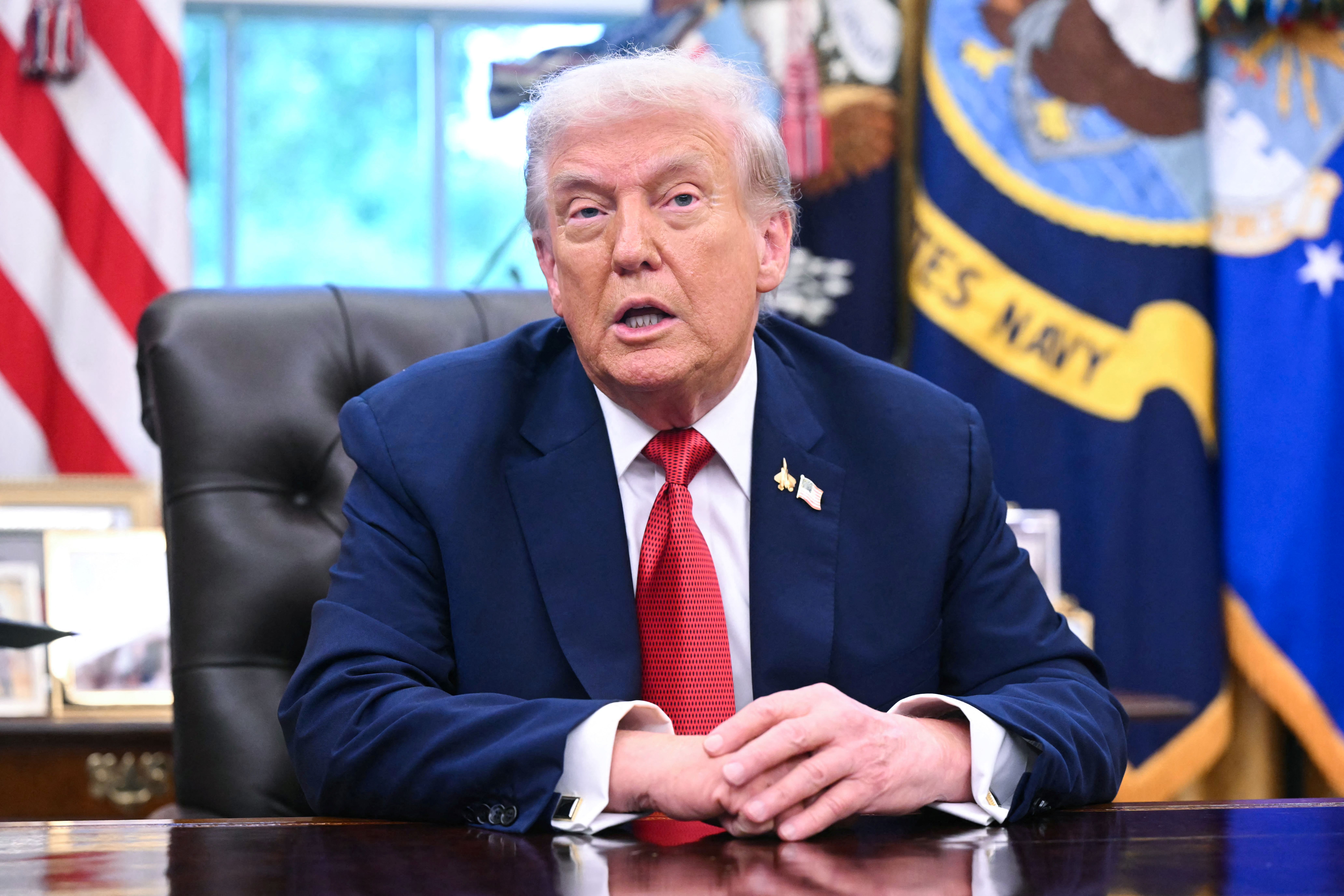 নেতানিয়াহুকে পশ্চিম তীর দখল করতে দেব না: ট্রাম্প