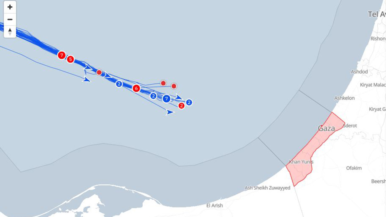 ফ্লোটিলার ১৩ জাহাজ আটকে দিয়েছে ইসরায়েল, ৩০টি এখনো যাচ্ছে
