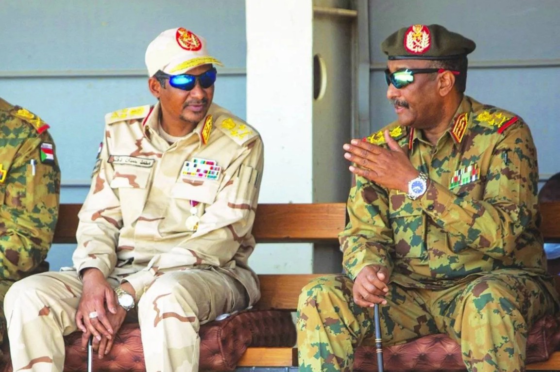 সুদানের গৃহযুদ্ধ: দুই ‘বন্ধুর’ ক্ষমতার দ্বন্দ্ব থেকে রক্তক্ষয়ী সংঘাত