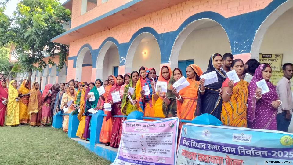 বিহারে বুথ ফেরত জরিপে বিজেপি জোটের জয়ের আভাস 