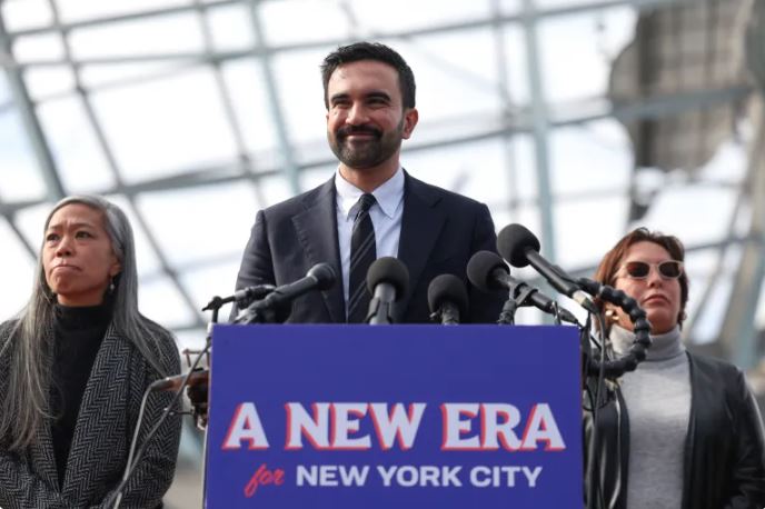 স্টারবাকসে কর্মী-ধর্মঘট, সমর্থন দিয়ে মামদানি বললেন, ‘নো কফি’