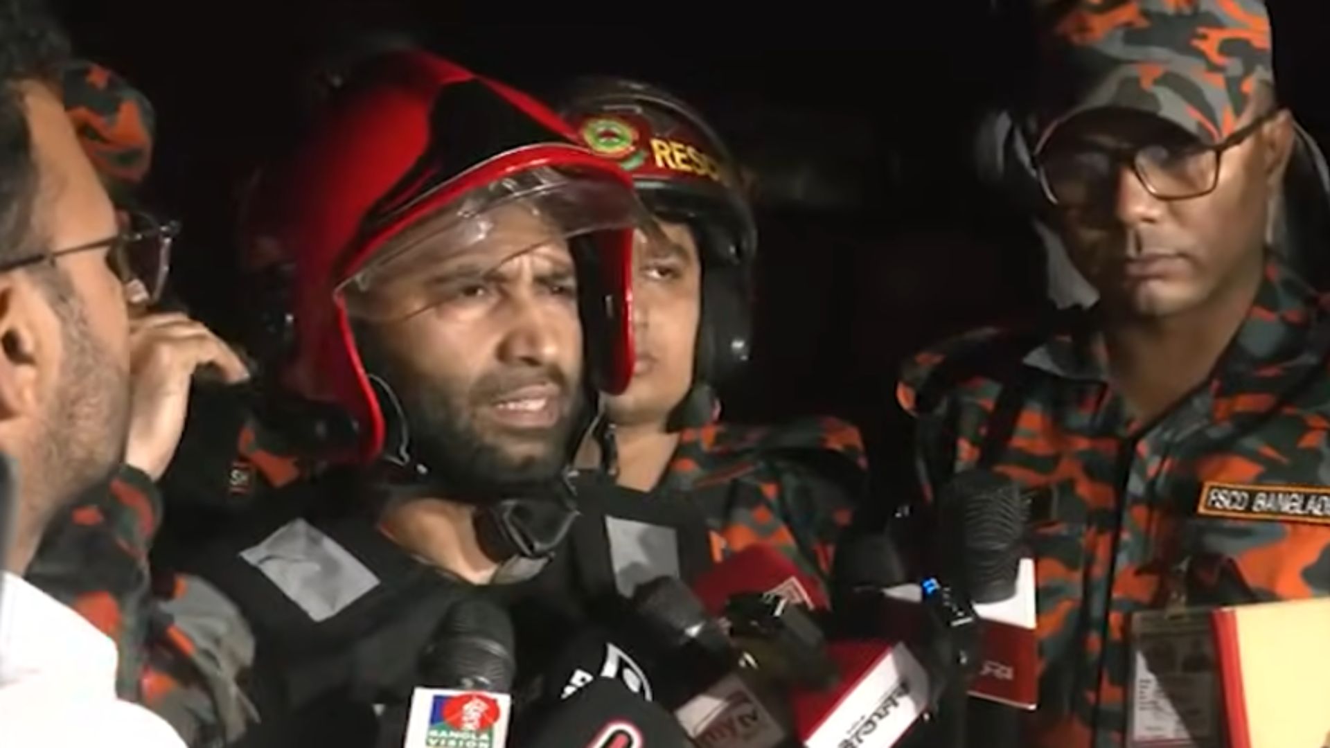 কড়াইলে ক্রাউডসহ সীমাবদ্ধতা প্রচুর, আগুন নেভাতে সমস্যা হচ্ছে: ফায়ার সার্ভিস