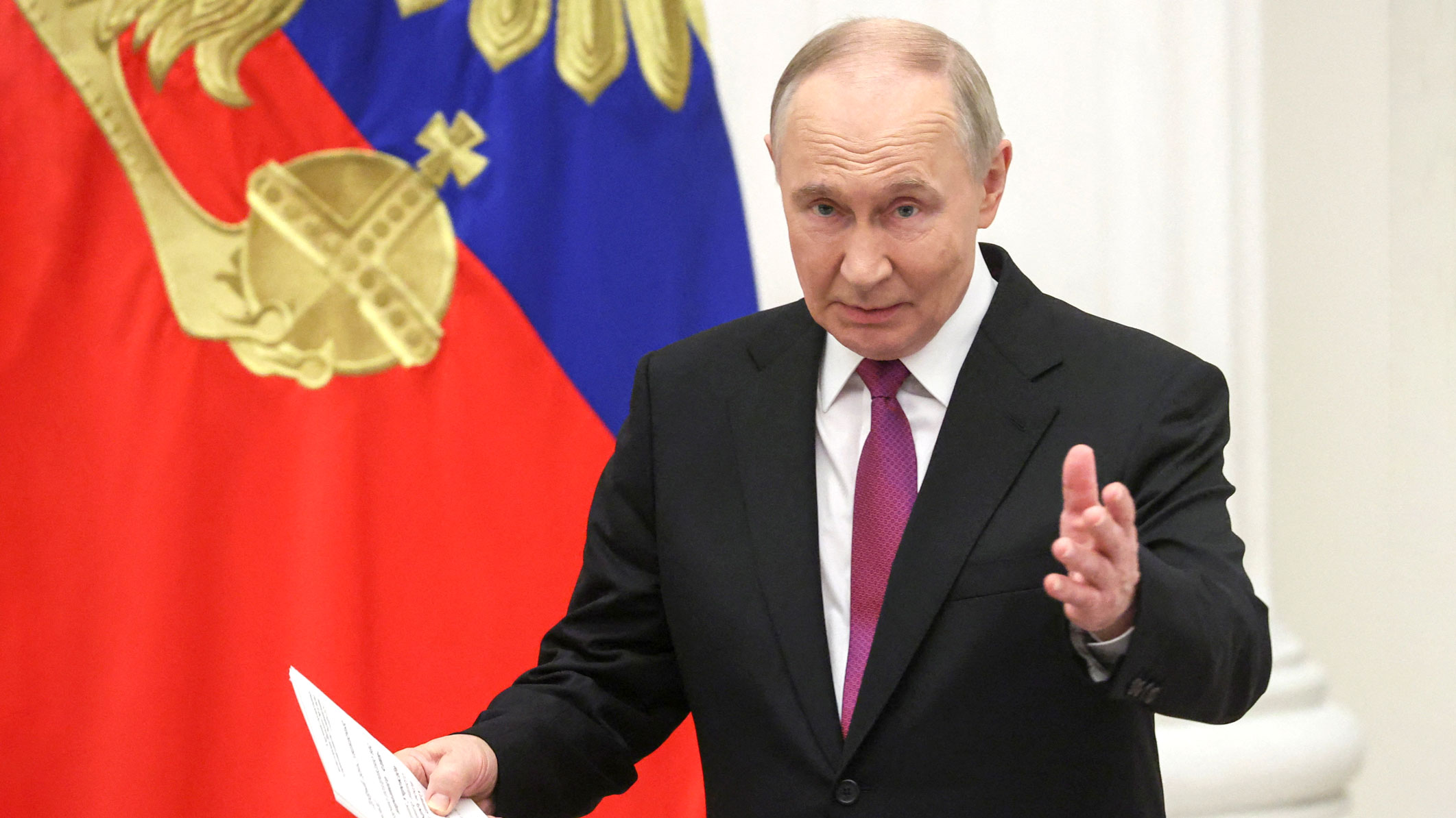 ইউরোপ যুদ্ধ চাইলে রাশিয়া প্রস্তুত: পুতিন