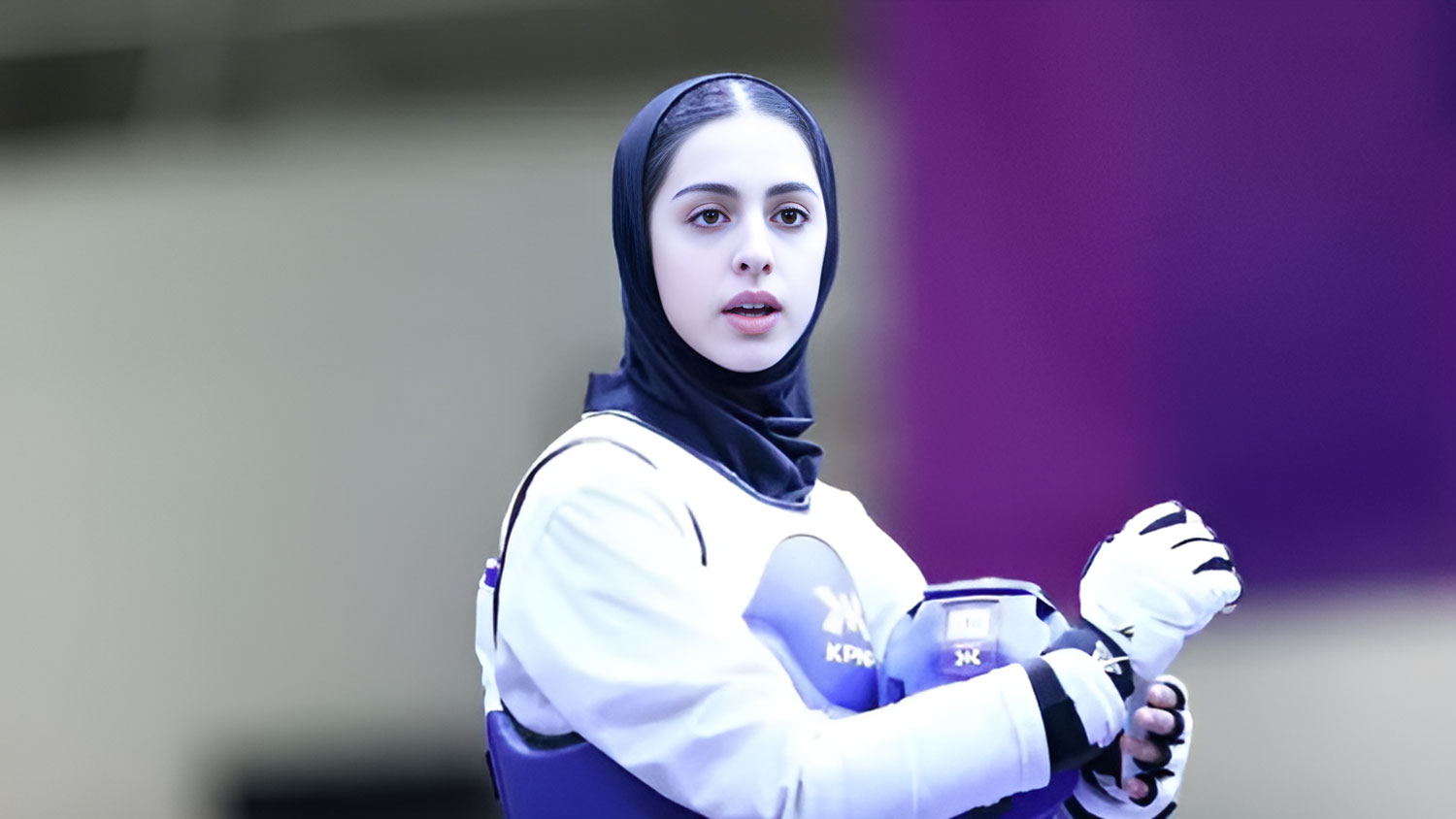 ইসরায়েলি প্রতিপক্ষের সঙ্গে লড়াই এড়াতে সরে দাঁড়ালেন ইরানি অ্যাথলেট