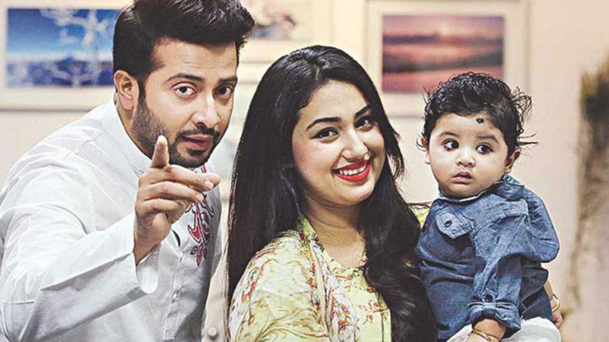 apu biswas and shakib khan