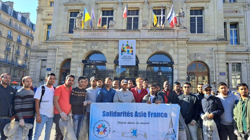 bangladeshi_volunteers_cleaning_campaign_france.jpg