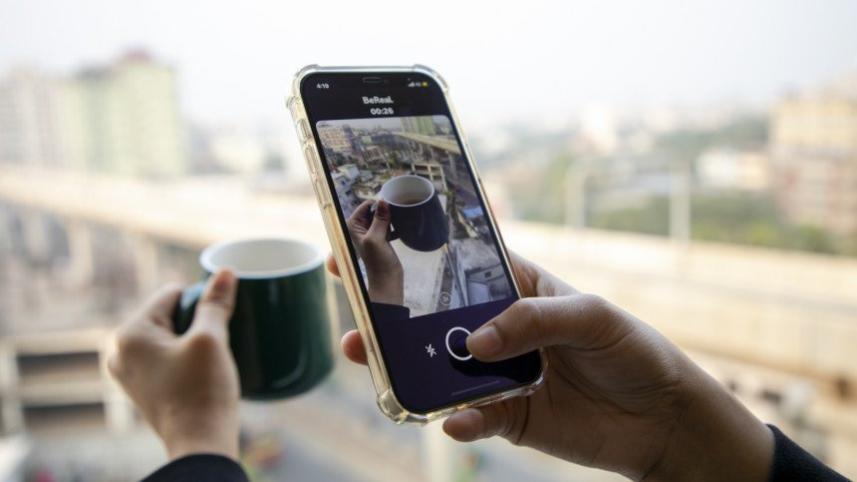 সামাজিক মাধ্যমের বিশ্বাসযোগ্যতা পুনরুদ্ধারে বি’রিয়েল .jpg