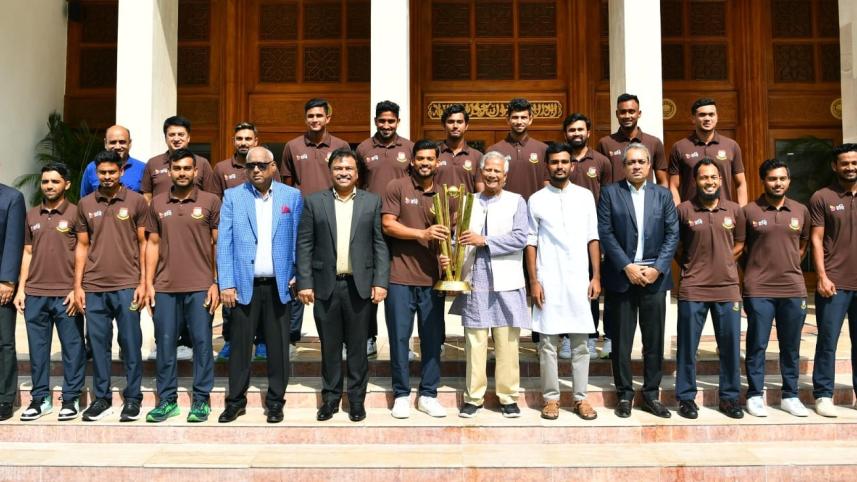 dr. yunus and cricket team