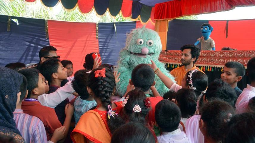 পাপেট শো