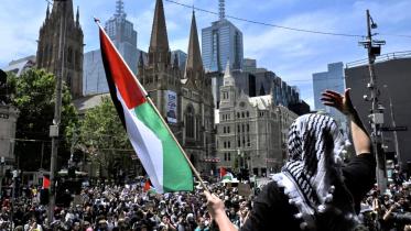 মুক্ত ফিলিস্তিনের দাবিতে অস্ট্রেলিয়ায় শিক্ষার্থীদের অবরোধ