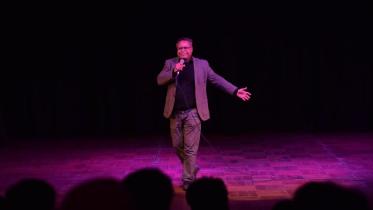 স্ট্যান্ড- আপ কমেডি 